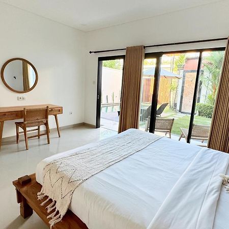Villa Niu Center Canggu - Fattylion Exterior photo